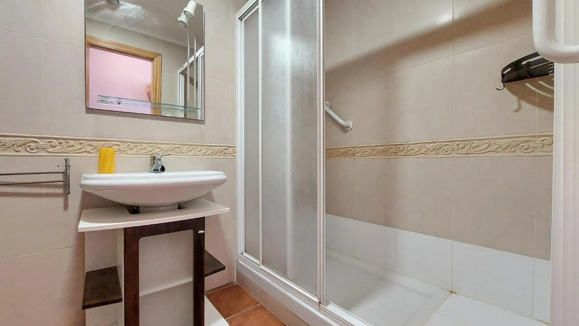 2 Bedroom Stunning Apartment In Nerja
