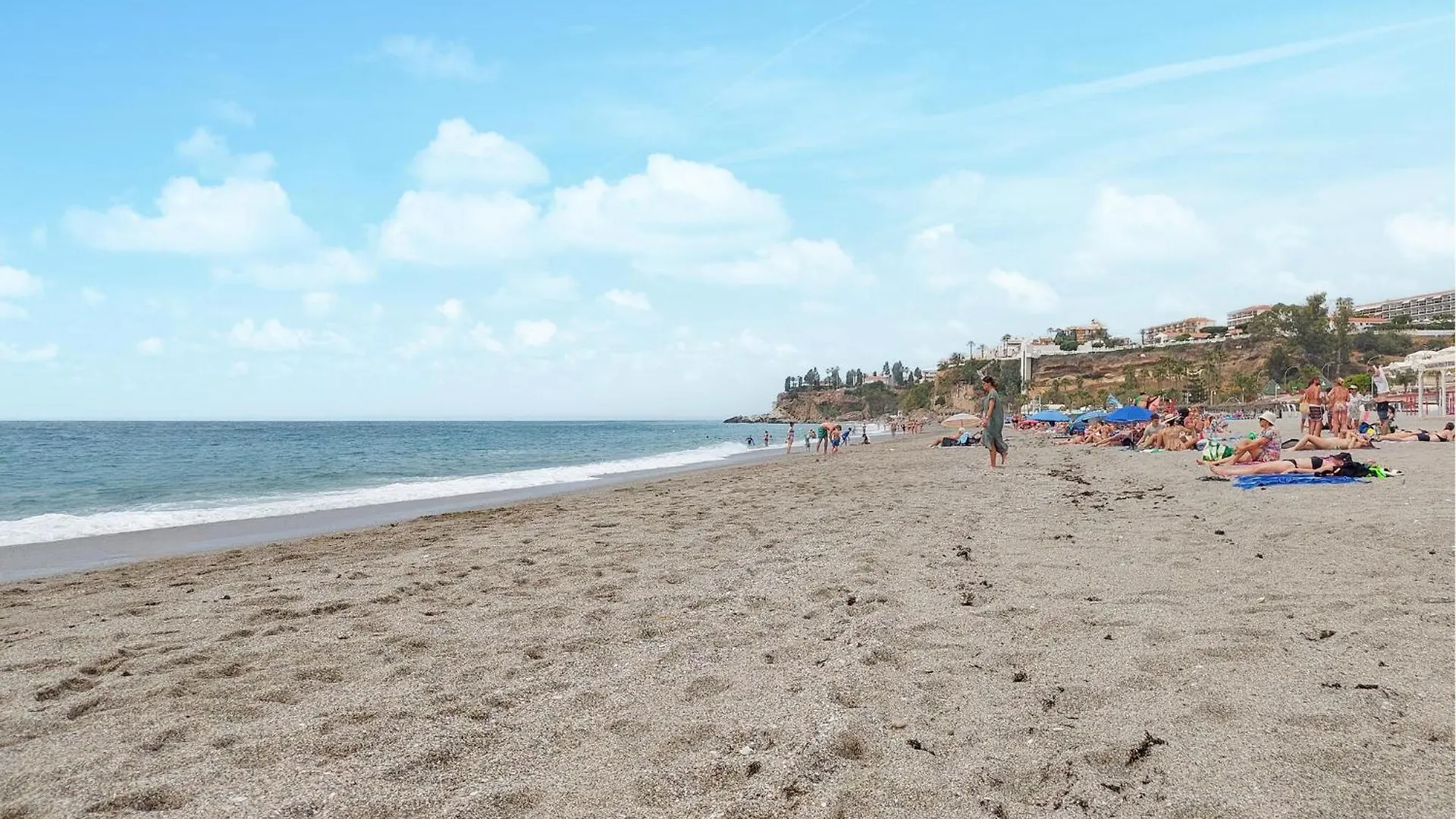 2 Bedroom Stunning Apartment In Nerja