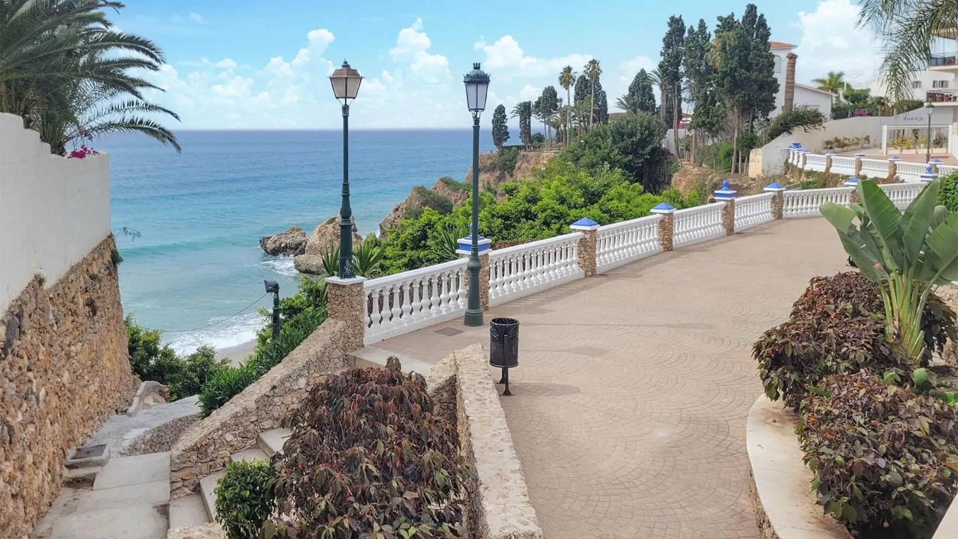 2 Bedroom Stunning Apartment In Nerja